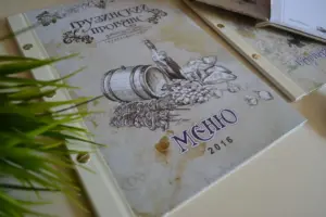 Изготовление меню на болтах в Москве